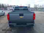 2018 Chevrolet Colorado 4WD Work Truck z VIN 1GCGTBEN7J1294076, wystawiony jako IAAI lot #41865908 z przebiegiem 74 710 mil mil oraz . Historia ofert i sprzedaży dostępna na DreamBid. Obrazek 17.