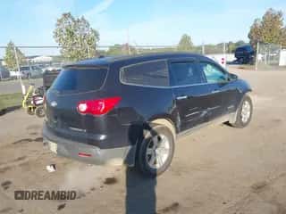 2009 Chevrolet Traverse 1LT z VIN 1GNEV23D59S141074, wystawiony jako IAAI lot #43365197 z przebiegiem 191 341 mil mil oraz . Historia ofert i sprzedaży dostępna na DreamBid. Obrazek 4.