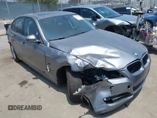 2010 BMW 3 Series 328i с VIN WBAPH5G54ANM36227, выставлен на аукционе IAAI как лот 42455567 с пробегом 71 884 миль миль и . История ставок и продаж доступна на DreamBid. Изображение 1.