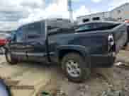 2004 GMC Sierra 1500 SLE z VIN 2GTEK13T841355276, wystawiony jako Copart lot #64751425 z przebiegiem Nie podano mil oraz Szkoda całkowita • Salvage title. Historia ofert i sprzedaży dostępna na DreamBid. Obrazek 2.