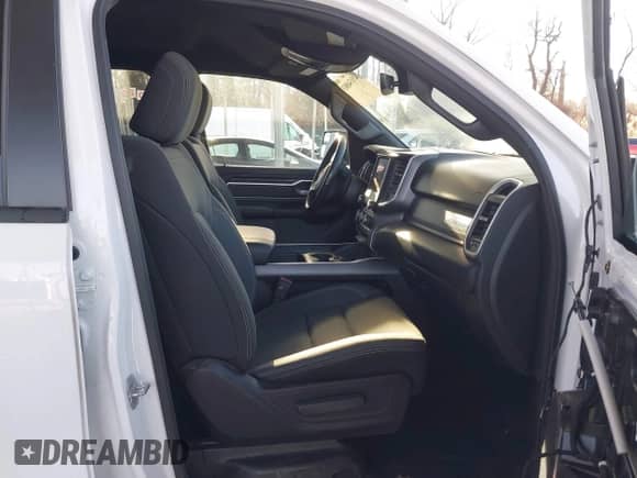 2022 Ram 1500 Big Horn with VIN 1C6RRFBG8NN263624, listed as a IAAI auction lot 41034883 with 42,409 mi miles and . Bid and sale history available at DreamBid. Image 5.