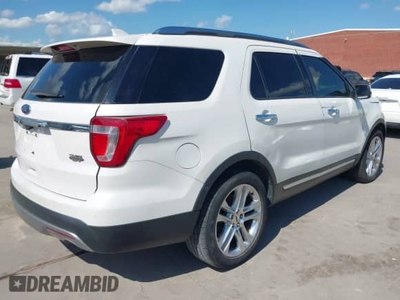 2017 Ford Explorer Limited z VIN 1FM5K7F80HGE11189, wystawiony jako IAAI lot #43291828 z przebiegiem 174 902 mil mil oraz . Historia ofert i sprzedaży dostępna na DreamBid. Obrazek 4.