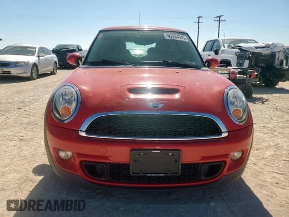 2012 MINI Hardtop S с VIN WMWSV3C56CTY28508, выставлен на аукционе Copart как лот 57434945 с пробегом 104 182 миль миль и Чистый • Clean title. История ставок и продаж доступна на DreamBid. Изображение 5.