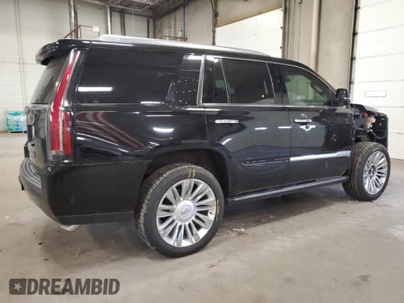 2018 Cadillac Escalade Platinum with VIN 1GYS4DKJ3JR126872, listed as a Copart auction lot 58346145 with 155,931 mi miles and Salvage title. Bid and sale history available at DreamBid. Image 3.