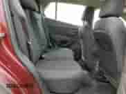 2017 Chevrolet Trax LS z VIN 3GNCJKSB1HL251748, wystawiony jako Copart lot #67842345 z przebiegiem 129 536 mil mil oraz Czysty tytuł • Clean title. Historia ofert i sprzedaży dostępna na DreamBid. Obrazek 11.