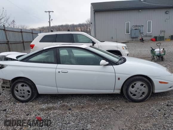 2002 Saturn SC with VIN 1G8ZY12722Z231846, listed as a IAAI auction lot 41598094 with 217,655 mi miles and . Bid and sale history available at DreamBid. Image 13.