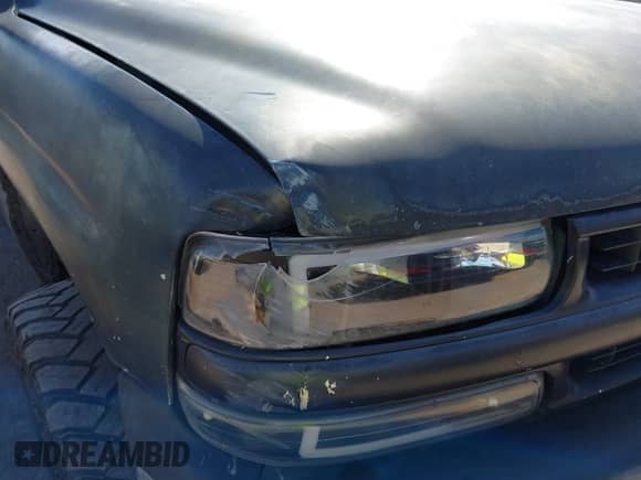 2000 Chevrolet Silverado 1500 LT с VIN 1GCEK19T7YE432666, выставлен на аукционе IAAI как лот 43353292 с пробегом Не указан миль и . История ставок и продаж доступна на DreamBid. Изображение 12.