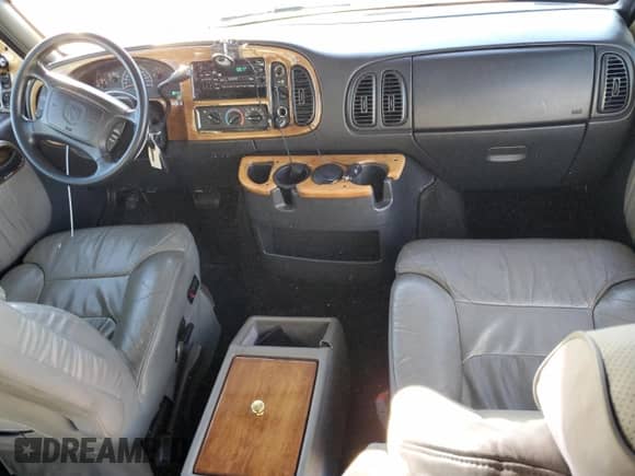 2001 Dodge Cargo Conversion with VIN 2B6HB11Y51K558664, listed as a Copart auction lot 88416195 with 132,585 mi miles and Salvage title. Bid and sale history available at DreamBid. Image 8.
