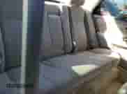 2001 Toyota Camry LE z VIN 4T1BG22K21U042545, wystawiony jako Copart lot #84619355 z przebiegiem 112 453 mil mil oraz Szkoda całkowita • Salvage title. Historia ofert i sprzedaży dostępna na DreamBid. Obrazek 10.