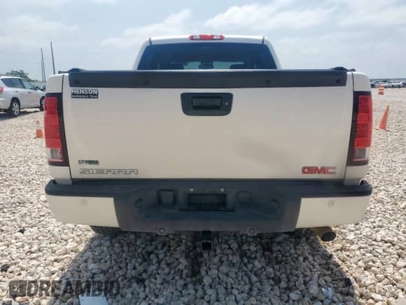 2011 GMC Sierra 1500 Denali with VIN 3GTP1XE2XBG368389, listed as a Copart auction lot 59590585 with 77,792 mi miles and Salvage title. Bid and sale history available at DreamBid. Image 6.