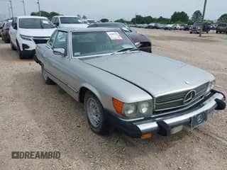 1985 Mercedes-Benz 380 with VIN WDBBA45C4FA016168, listed as a IAAI auction lot 42245527 with 127,083 mi miles and . Bid and sale history available at DreamBid. Image 1.
