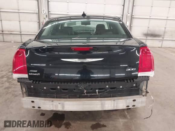 2018 Chrysler 300 Limited z VIN 2C3CCAKG5JH181716, wystawiony jako IAAI lot #42742226 z przebiegiem 188 662 mil mil oraz . Historia ofert i sprzedaży dostępna na DreamBid. Obrazek 17.