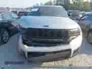 2025 Jeep Grand Cherokee Limited with VIN 1C4RJJBGXS8633985, listed as a IAAI auction lot 43147343 with 9,612 mi miles and . Bid and sale history available at DreamBid. Image 12.