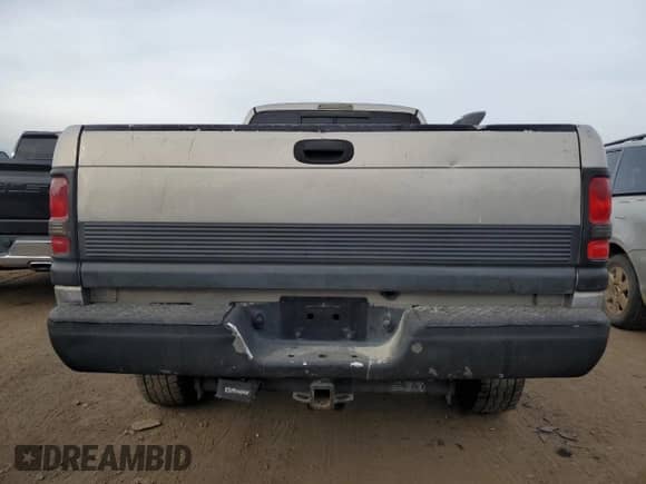1998 Dodge RAM with VIN 3B7KF226XWG196554, listed as a Copart auction lot 82154624 with Not provided miles and Salvage title. Bid and sale history available at DreamBid. Image 6.