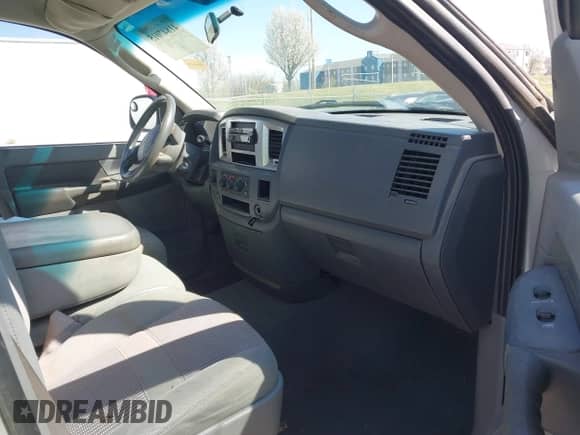 2007 Dodge 1500 SLT с VIN 1D7HU18P17S217074, выставлен на аукционе IAAI как лот 41847015 с пробегом 245 313 миль миль и . История ставок и продаж доступна на DreamBid. Изображение 5.