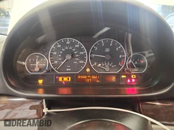 2004 BMW 3 Series 330Ci with VIN WBABD53424PL12145, listed as a Copart auction lot 80351805 with 194,268 mi miles and Non repairable. Bid and sale history available at DreamBid. Image 9.