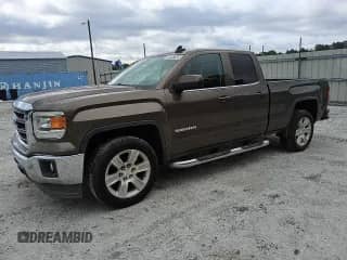 2015 GMC Sierra 1500 SLE with VIN 1GTR1UEC8FZ160825, listed as a Copart auction lot 56947545 with 97,972 mi miles and Clean title. Bid and sale history available at DreamBid. Image 1.