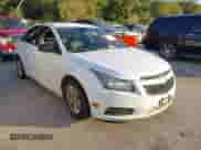 2014 Chevrolet Cruze LS с VIN 1G1PA5SH9E7473348, выставлен на аукционе IAAI как лот 43444084 с пробегом 107 005 миль миль и . История ставок и продаж доступна на DreamBid. Изображение 1.