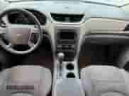 2016 Chevrolet Traverse LS с VIN 1GNKRFED2GJ236027, выставлен на аукционе Copart как лот 41712055 с пробегом 117 234 миль миль и Списание • Salvage title. История ставок и продаж доступна на DreamBid. Изображение 7.