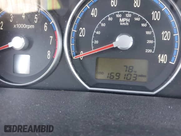 2008 Hyundai Santa Fe SE с VIN 5NMSH73E98H210383, выставлен на аукционе IAAI как лот 43306768 с пробегом 169 103 миль миль и . История ставок и продаж доступна на DreamBid. Изображение 15.