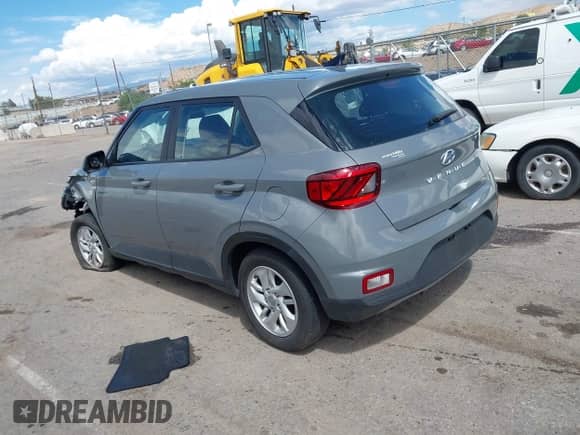 2022 Hyundai Venue SE с VIN KMHRB8A35NU199308, выставлен на аукционе IAAI как лот 43116652 с пробегом 20 653 миль миль и . История ставок и продаж доступна на DreamBid. Изображение 3.