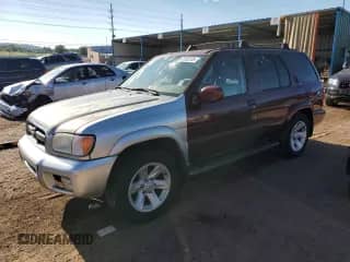 2003 Nissan Pathfinder LE z VIN JN8DR09Y43W829630, wystawiony jako Copart lot #63982235 z przebiegiem 220 996 mil mil oraz Nie do naprawy • Non repairable. Historia ofert i sprzedaży dostępna na DreamBid. Obrazek 1.