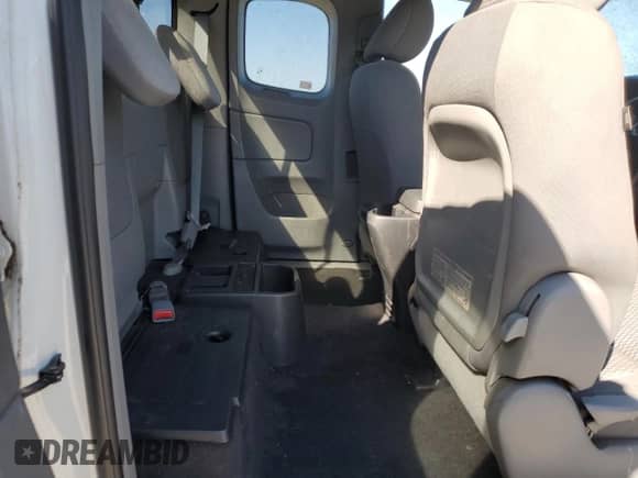 2013 Toyota Tacoma PreRunner z VIN 5TFTX4GN8DX024786, wystawiony jako Copart lot #84446525 z przebiegiem 306 376 mil mil oraz Czysty tytuł • Clean title. Historia ofert i sprzedaży dostępna na DreamBid. Obrazek 10.