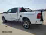 2025 Ram 1500 z VIN 1C6SRFKP5SN615510, wystawiony jako Copart lot #52185475 z przebiegiem 593 mil mil oraz Szkoda całkowita • Salvage title. Historia ofert i sprzedaży dostępna na DreamBid. Obrazek 2.