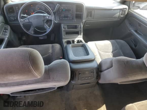 2005 GMC Sierra 1500 SLE z VIN 2GTEK13T351241316, wystawiony jako Copart lot #64139725 z przebiegiem 217 454 mil mil oraz Szkoda całkowita • Salvage title. Historia ofert i sprzedaży dostępna na DreamBid. Obrazek 8.
