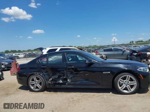 2014 BMW 5 Series 535i с VIN WBA5B1C59ED483532, выставлен на аукционе IAAI как лот 42840834 с пробегом 80 118 миль миль и . История ставок и продаж доступна на DreamBid. Изображение 13.