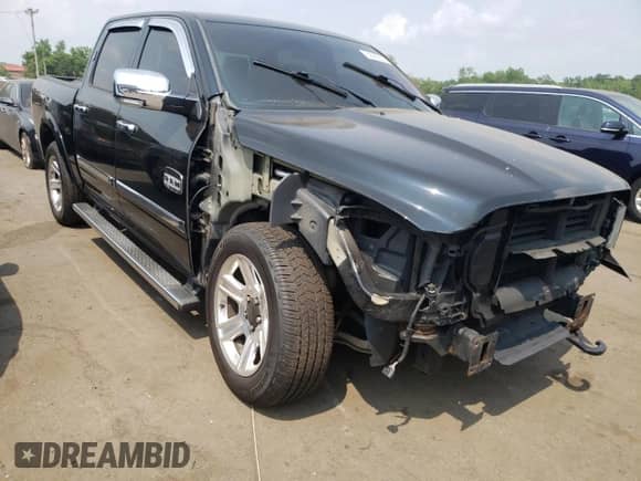 2015 Ram 1500 Laramie Limited z VIN 1C6RR7PT0FS579940, wystawiony jako Copart lot #59265905 z przebiegiem 89 818 mil mil oraz Szkoda całkowita • Salvage title. Historia ofert i sprzedaży dostępna na DreamBid. Obrazek 4.