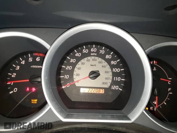 2009 Toyota Tacoma с VIN 5TENX22N19Z652466, выставлен на аукционе Copart как лот 84808965 с пробегом 222 087 миль миль и Списание • Salvage title. История ставок и продаж доступна на DreamBid. Изображение 9.