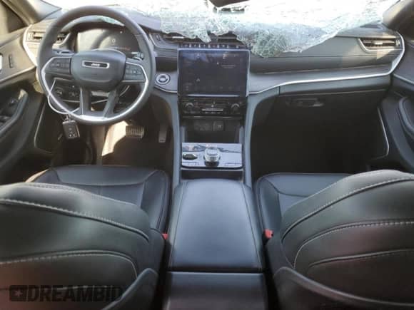 2024 Jeep Grand Cherokee with VIN 1C4RJYB64RC116608, listed as a Copart auction lot 53744235 with 20,506 mi miles and Clean title. Bid and sale history available at DreamBid. Image 8.