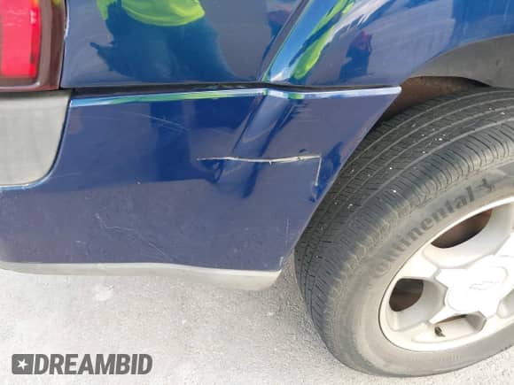 2004 Chevrolet TrailBlazer LS with VIN 1GNDT13S342295284, listed as a IAAI auction lot 42576553 with 160,262 mi miles and . Bid and sale history available at DreamBid. Image 12.