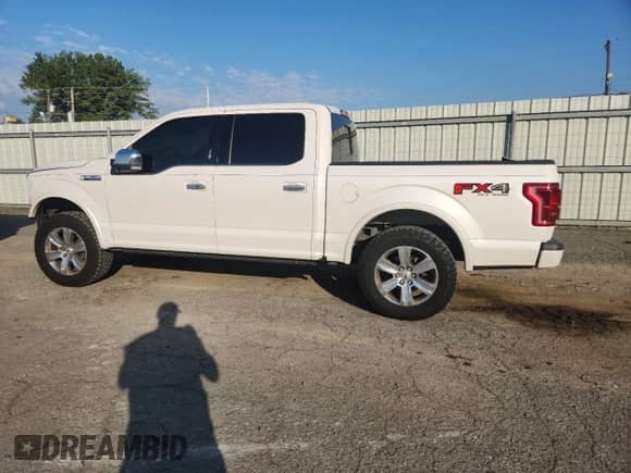 2015 Ford F-150 XLT z VIN 1FTEW1EFXFFB38142, wystawiony jako Copart lot #84746715 z przebiegiem 197 033 mil mil oraz Szkoda całkowita • Salvage title. Historia ofert i sprzedaży dostępna na DreamBid. Obrazek 2.