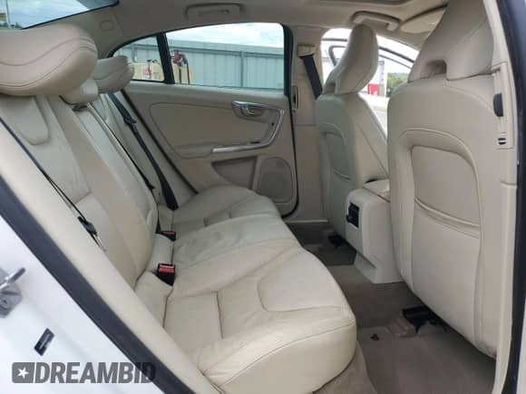 2014 Volvo S60 T5 с VIN YV1612FS2E2272714, выставлен на аукционе Copart как лот 68278845 с пробегом 90 731 миль миль и Списание • Salvage title. История ставок и продаж доступна на DreamBid. Изображение 10.