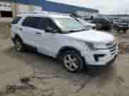 2019 Ford Explorer z VIN 1FM5K7B8XKGA93269, wystawiony jako Copart lot #60807475 z przebiegiem 120 775 mil mil oraz Szkoda całkowita • Salvage title. Historia ofert i sprzedaży dostępna na DreamBid. Obrazek 4.