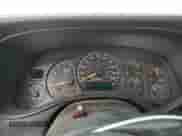 2002 Chevrolet Silverado 2500HD LS с VIN 1GCHK24U52E249941, выставлен на аукционе Copart как лот 49838645 с пробегом 63 953 миль миль и Чистый • Clean title. История ставок и продаж доступна на DreamBid. Изображение 9.