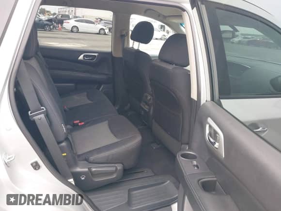 2018 Nissan Pathfinder SL с VIN 5N1DR2MM1JC661211, выставлен на аукционе IAAI как лот 42432346 с пробегом 132 042 миль миль и . История ставок и продаж доступна на DreamBid. Изображение 8.