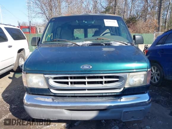 1999 Ford Econoline Cargo с VIN 1FDRE14W3XHB36482, выставлен на аукционе IAAI как лот 41393346 с пробегом 130 669 миль миль и . История ставок и продаж доступна на DreamBid. Изображение 12.