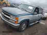1995 Chevrolet Suburban с VIN 1GNFK16KXSJ391827, выставлен на аукционе IAAI как лот 41840715 с пробегом 143 603 миль миль и . История ставок и продаж доступна на DreamBid. Изображение 2.