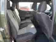 2022 Toyota Tacoma SR с VIN 3TMCZ5AN7NM519528, выставлен на аукционе Copart как лот 84897605 с пробегом 26 429 миль миль и Списание • Salvage title. История ставок и продаж доступна на DreamBid. Изображение 10.