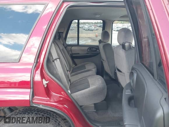 2008 Chevrolet TrailBlazer 1LT с VIN 1GNDT13S382220882, выставлен на аукционе IAAI как лот 43484348 с пробегом 72 814 миль миль и . История ставок и продаж доступна на DreamBid. Изображение 8.