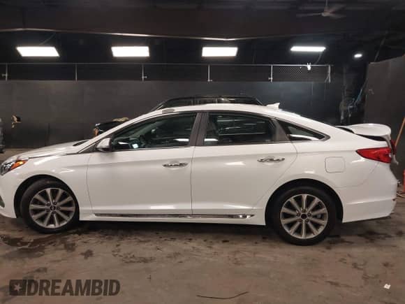 2016 Hyundai Sonata Limited с VIN 5NPE34AF7GH436302, выставлен на аукционе IAAI как лот 42259678 с пробегом 71 924 миль миль и . История ставок и продаж доступна на DreamBid. Изображение 14.
