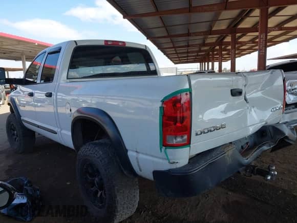 2003 Dodge RAM with VIN 3D7LU38623G738982, listed as a IAAI auction lot 41409556 with 438,752 mi miles and . Bid and sale history available at DreamBid. Image 3.