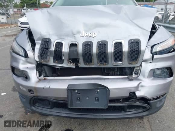 2014 Jeep Cherokee Latitude с VIN 1C4PJMCB4EW209648, выставлен на аукционе IAAI как лот 42862780 с пробегом 203 552 миль миль и . История ставок и продаж доступна на DreamBid. Изображение 6.