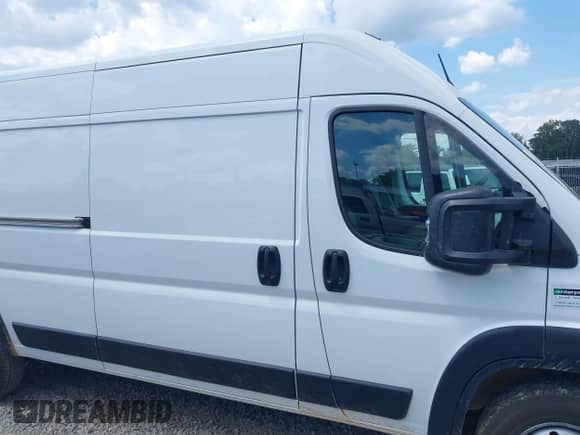 2023 Ram ProMaster Cargo с VIN 3C6LRVDG8PE541538, выставлен на аукционе IAAI как лот 43130640 с пробегом 54 168 миль миль и . История ставок и продаж доступна на DreamBid. Изображение 13.