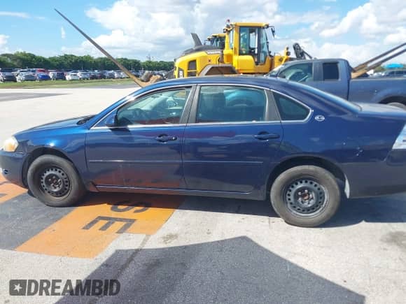 2008 Chevrolet Impala LS с VIN 2G1WB58K489218105, выставлен на аукционе IAAI как лот 43321692 с пробегом 189 589 миль миль и . История ставок и продаж доступна на DreamBid. Изображение 6.