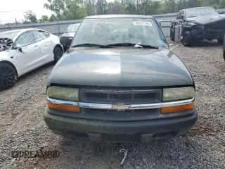 2003 Chevrolet S-10 с VIN 1GCCS19H638236860, выставлен на аукционе Copart как лот 80637345 с пробегом 144 375 миль миль и Чистый • Clean title. История ставок и продаж доступна на DreamBid. Изображение 5.