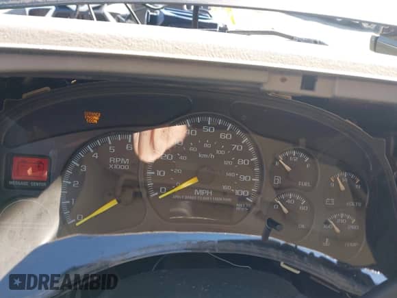 2000 Chevrolet Tahoe LT z VIN 1GNEK13TXYJ191872, wystawiony jako IAAI lot #41860033 z przebiegiem Nie podano mil oraz . Historia ofert i sprzedaży dostępna na DreamBid. Obrazek 7.